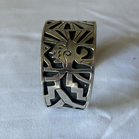 Designer Beto Sterling Silver Cuff from Taxco - Picture 5 of 8
